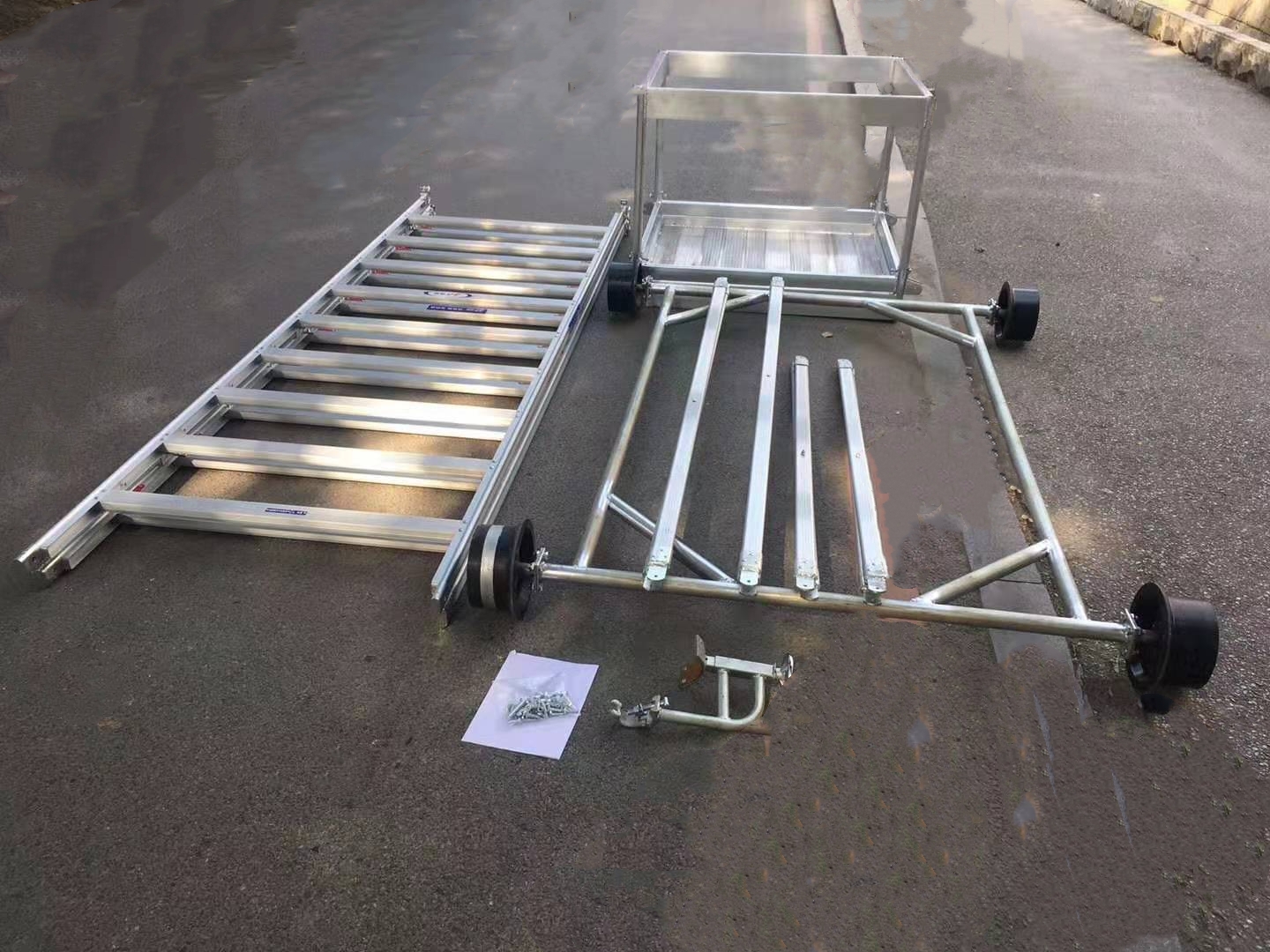 高铁维护移动平台